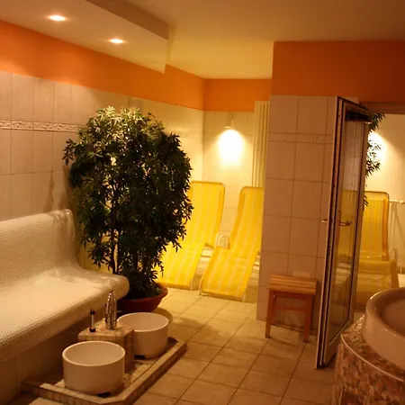 Hotel Der Fischlaender Garni Ahrenshoop