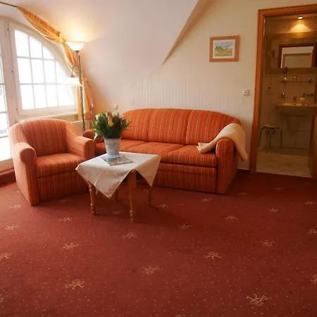 Der Fischlaender Garni ארנסהופ