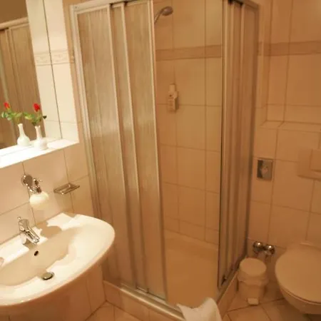 Hotel Der Fischlaender Garni