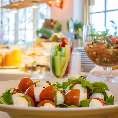 Hotel Der Fischlaender Garni